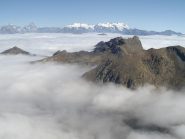 Il Rosa e il Cervino,a dx tra le nuvole il M. Avic
