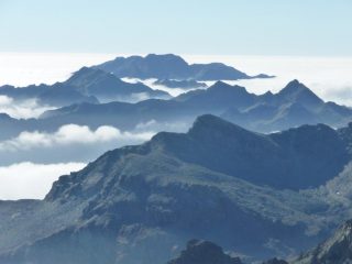 mare di nuvole verso la pianura padana