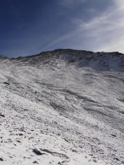 08 - affrontando il pendio finale innevato