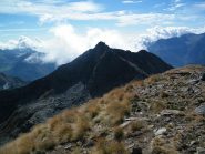 Il Monte Crabun, contro sole, dal Corno del Lago