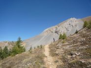 si sale verso il Col Estronques