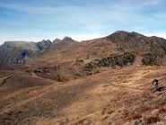 breve tratto di discesa ancora su crestone