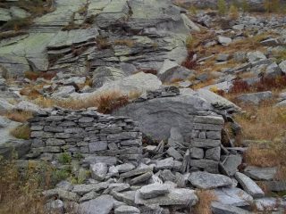 Rovine dell'alpe Croselli Alto a quota 2030