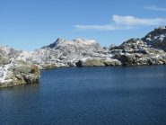 Lago Liamau con Debat e Vailet sullo sfondo
