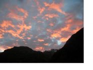 I cieli di Thumel si tingono di rosso..