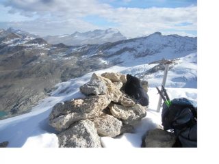 Il Gran Paradiso dalla vetta..