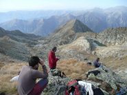 Da un rilievo di Costa Carpior verso i laghi della Canaussa ed il Monte omonimo.