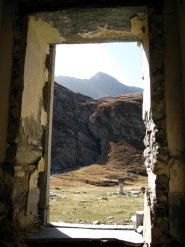 La vetta dal ricovero sotto il lago