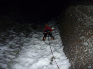 partenza ancora al buio sul diedro caratteristico della salita