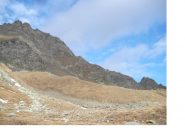 L'intera cresta di profilo..