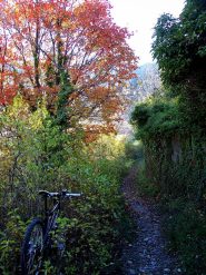 sentier des oratoire collegato e prosecuzione del vallen sopra La Brigue