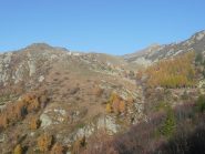 Alpe e Truc di Rasca durante la discesa sul sentiero 858b