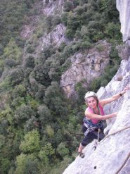 Carla in uscita da Frankenstein (6a)