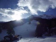 La meta vista dalla partenza (e' la punta sopra la pista)