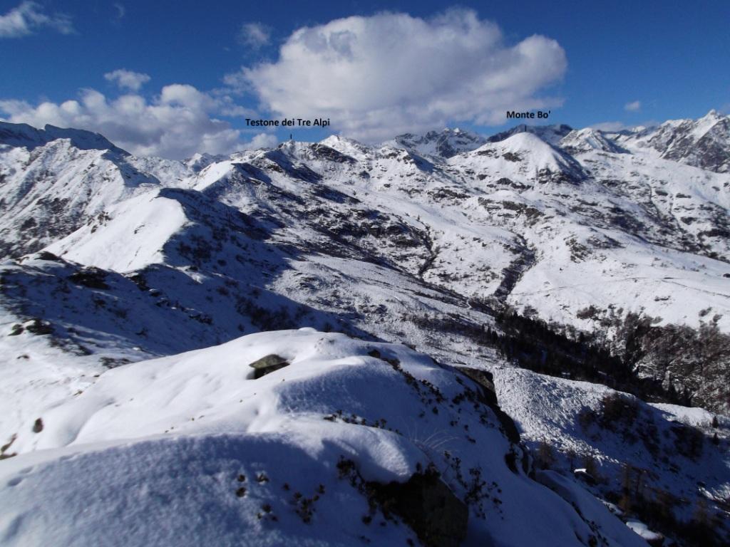 la lunga cresta verso il Testone dei Tre Alpi