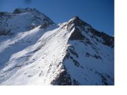 In primo piano la Cima Lusera con dietro piu' alta la Lunella..dalla Crestas
