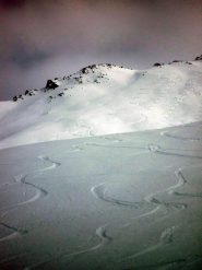 le tracce di discesa dalla punta