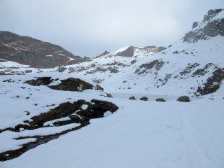 La momentane apertura sull'Aggia e sul lago