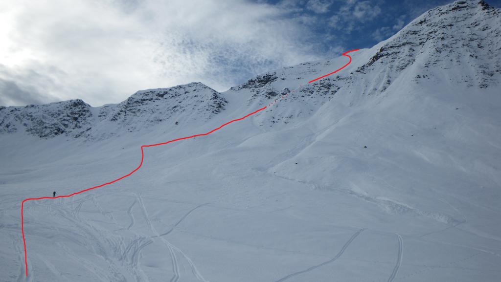 Canalone nord-est itinerario in rosso