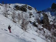 in discesa dal Colle Vardlà