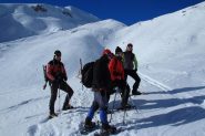un momento di pausa sui pendii che portano verso il colletto di quota 2325 m. (8-12-2012)