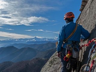 Dal cengione pelosone all'inizio del quinto tiro  