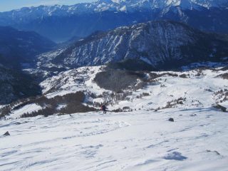 il pendio sotto la cima