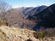 Dalla vetta il Monte Covreto e la costiera Tamaro - Cradiccioli