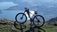 Tuffo di 1000m sul lago d'Annone