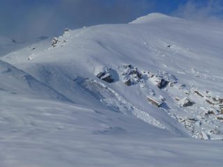 distacco sul fianco della dorsale