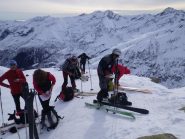 preparativi per la discesa