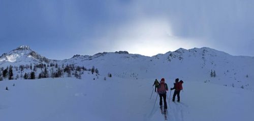 Il Col di Sort ed a destra le Cime Gollien
