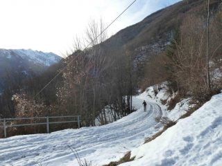 Sulla strada verso Neirassa