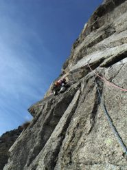 traversando a sinistra