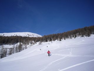 neve intonsa e polverosa anche in basso a sinistra....
