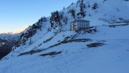 le prime luci del mattino al Rifugio Selleries (31-12-2012)