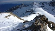 la parte alta della cresta seguita vista dalla cima