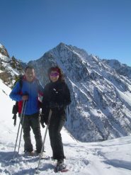 I miei due compagni di gita, Cristiano e Livia al passo Bravaria.