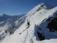 la cima sullo sfondo
