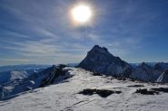 l'ampia vetta del Meidassa col Monviso sullo sfondo