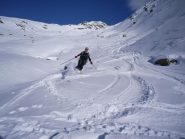 Henry insiste   nelle belle curve...