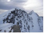 La cresta che dalla Cima delle Fontane porta alla Rosa dei Banchi..al fondo a dx..