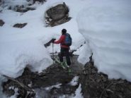 passaggio nel torrente