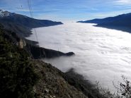 Bel mare di nubi verso la pianura