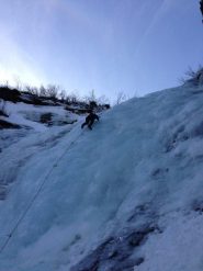 Salto centrale. All'uscita del tiro. 