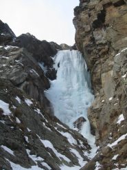 Erfaulet, muro centrale