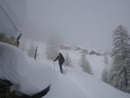 la borgata Granon nella nebbia