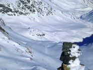La Capanna Jenatsch vista dalla cima.