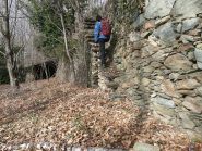 Scala di raccordo tra due terrazzi