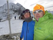 Io e Paolo al suo battesimo scialpinistico (buona la prima)